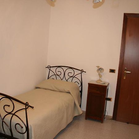 Bed and Breakfast Costa D'Amalfi E Cilento à Pontecagnano Extérieur photo